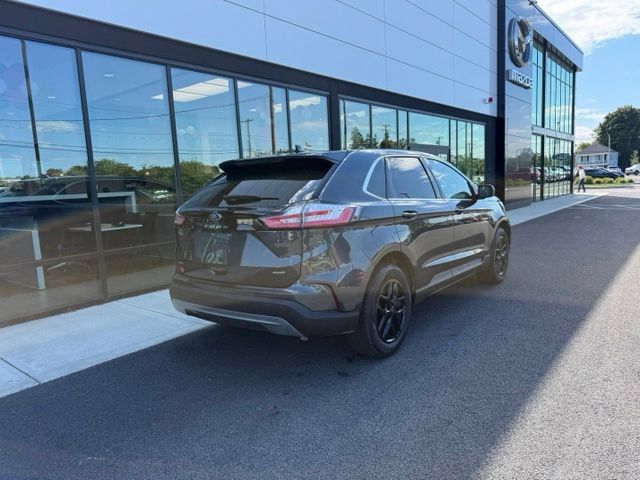 Used 2024 Ford Edge SEL AWD/4WD image 3