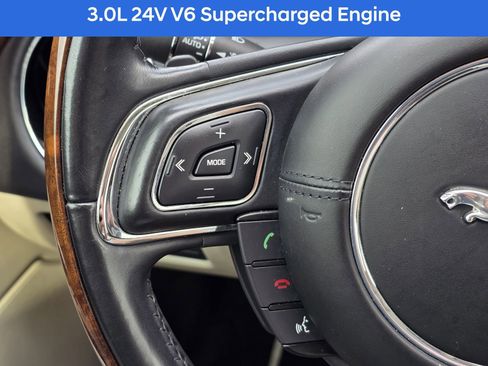 Used 2016 Jaguar XJ L Portfolio image 30