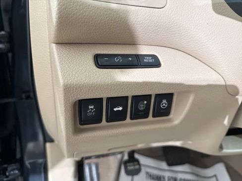 Used 2014 Nissan Altima 2.5 SL w/ Technology Package FWD image 23