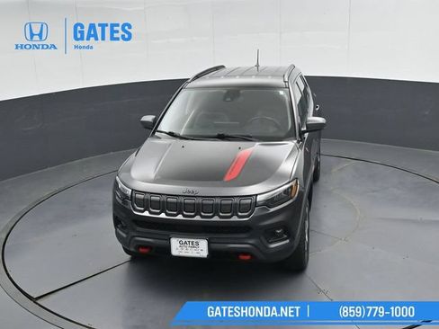 Used 2022 Jeep Compass Trailhawk w/ Trailhawk Convenience Group AWD/4WD image 46