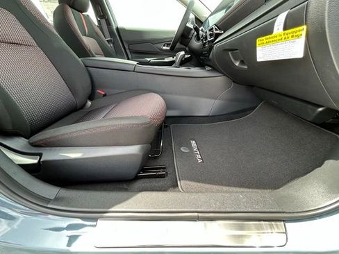 New 2026 Nissan Sentra SR FWD image 32