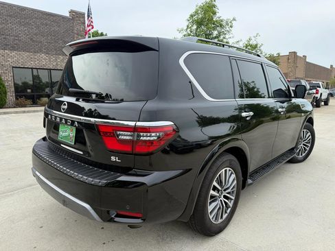 Used 2022 Nissan Armada SL w/ Captain's Chairs Package RWD image 4
