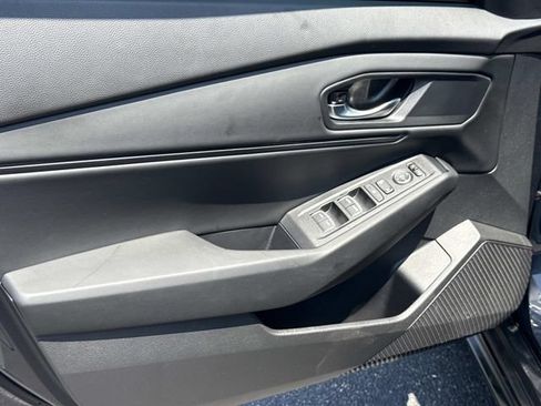 Certified 2023 Honda Accord EX image 17
