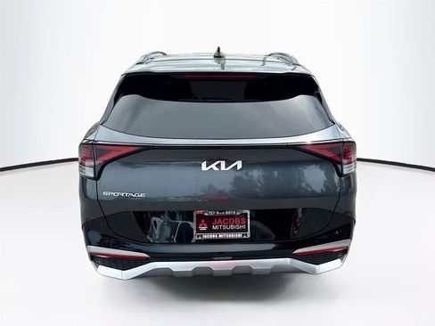Used 2024 Kia Sportage SX image 4