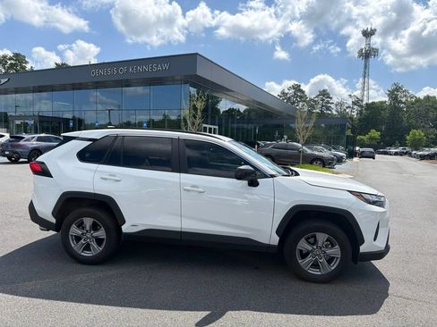 Used 2024 Toyota RAV4 LE AWD/4WD image 3