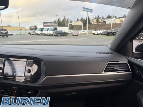 Used 2020 Volkswagen Jetta R-Line image 23