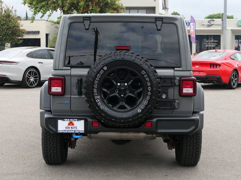 Used 2023 Jeep Wrangler Unlimited w/ 8.4" Radio Group AWD/4WD image 5