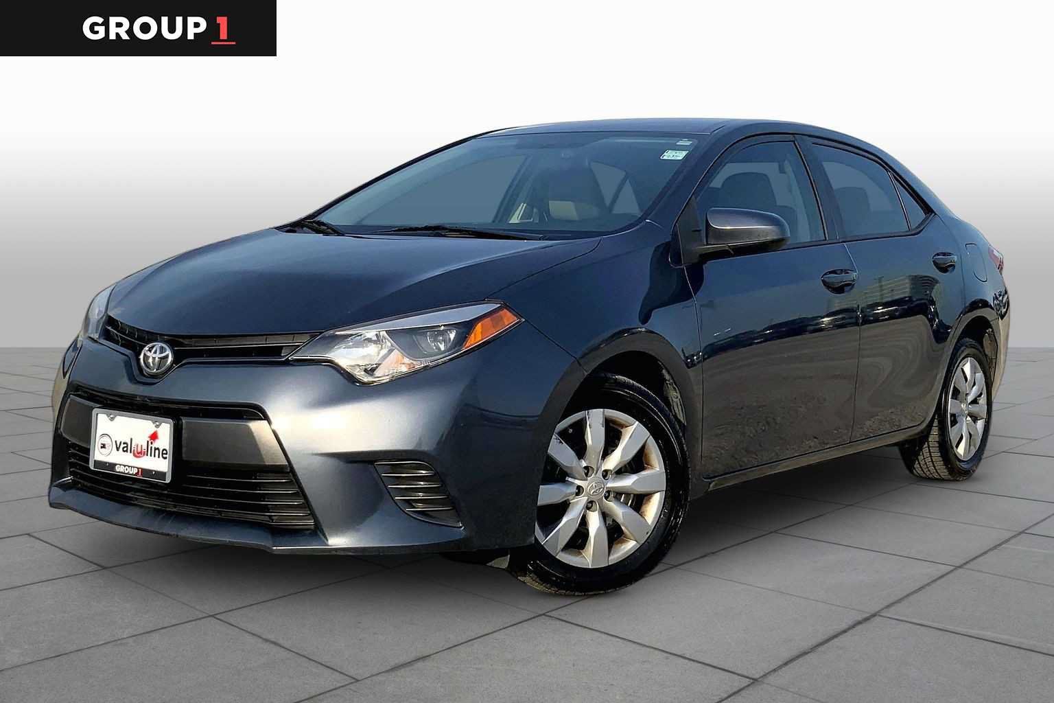 Used 2015 Toyota Corolla LE FWD image 1
