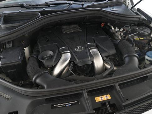 Used 2016 Mercedes-Benz GL 550 4MATIC image 70