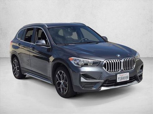 Used 2021 BMW X1 xDrive28i AWD/4WD image 3