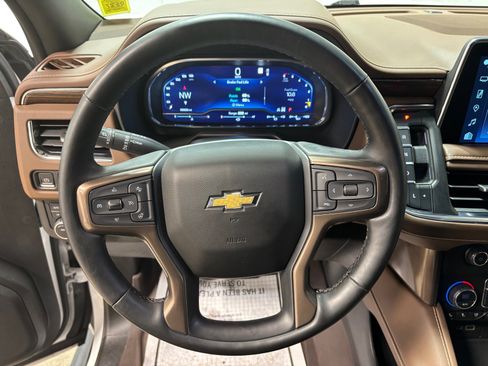 Used 2023 Chevrolet Tahoe High Country w/ Premium Package AWD/4WD image 18