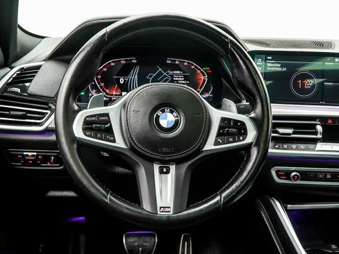 Used 2023 BMW X6 xDrive40i w/ M Sport Package image 18