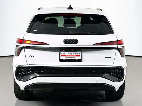 New 2026 Audi Q3 quattro 2.0T AWD/4WD image 3