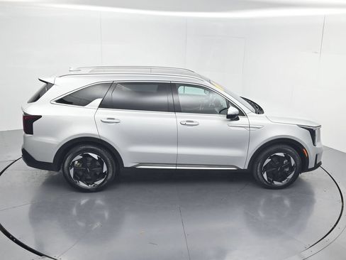Certified 2025 Kia Sorento EX w/ EX Panoramic Sunroof Package AWD/4WD image 60