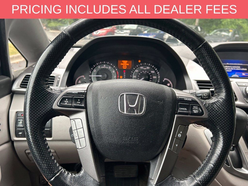 Used 2016 Honda Odyssey Touring Elite image 14