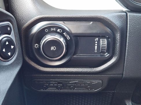 Used 2024 Jeep Wrangler Sport AWD/4WD image 29