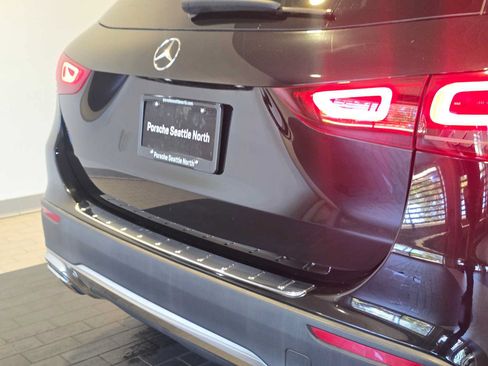 Used 2021 Mercedes-Benz GLA 250 4MATIC image 14