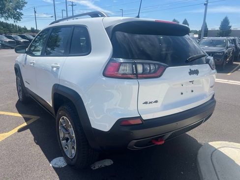 Used 2021 Jeep Cherokee Trailhawk w/ Premium Leather Package AWD/4WD image 2
