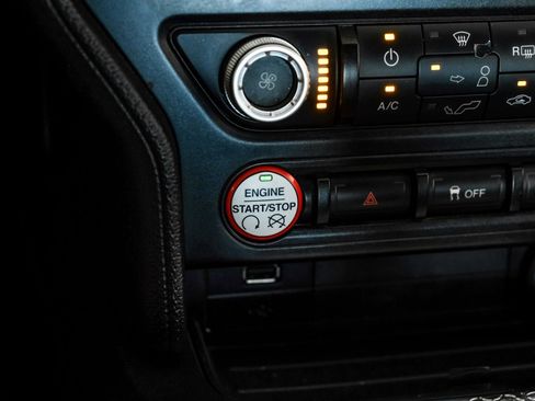 Used 2015 Ford Mustang Coupe w/ Equipment Group 051A RWD image 18