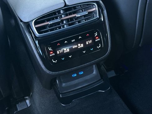 Certified 2023 Mercedes-Benz EQS 580 4MATIC Sedan image 30