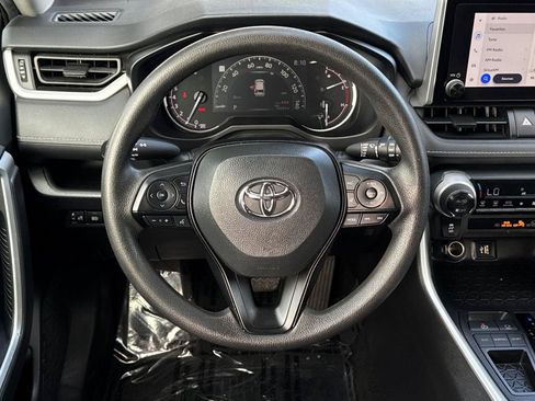 Used 2024 Toyota RAV4 XLE FWD image 16