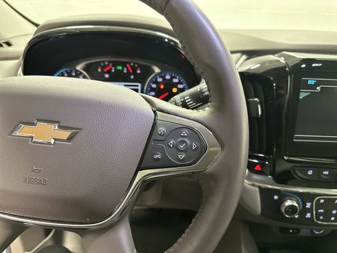 Used 2018 Chevrolet Traverse Premier FWD image 22