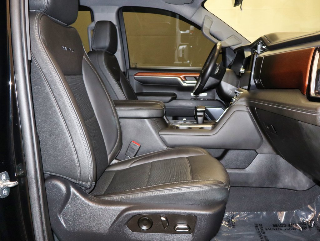 Used 2023 GMC Sierra 1500 Denali w/ Denali Reserve Package AWD/4WD image 21