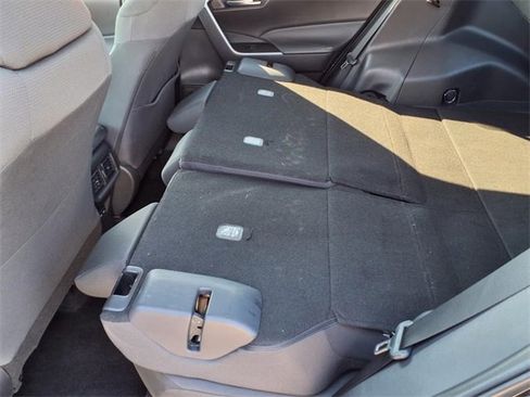 Used 2024 Toyota RAV4 XLE image 77