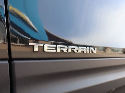 Used 2020 GMC Terrain SLE FWD image 7