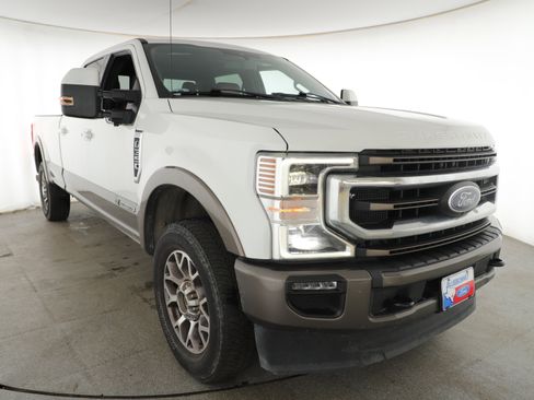 Used 2020 Ford F350 King Ranch w/ King Ranch Ultimate Package AWD/4WD image 3