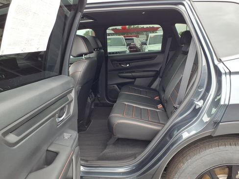 Used 2025 Honda CR-V Sport-L image 11