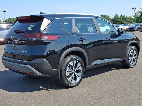 Certified 2023 Nissan Rogue SV w/ SV Premium B Package AWD/4WD image 7