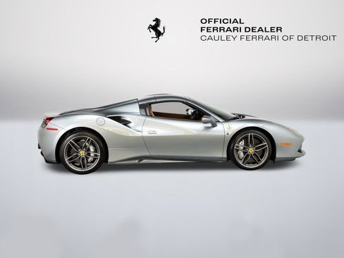 Used 2017 Ferrari 488 Spider RWD image 17