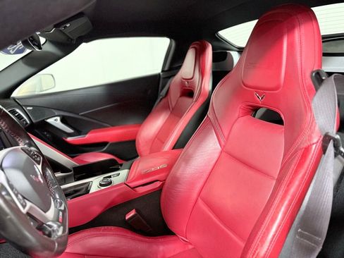 Used 2015 Chevrolet Corvette Z06 w/ 2LZ Preferred Equipment Group RWD image 21