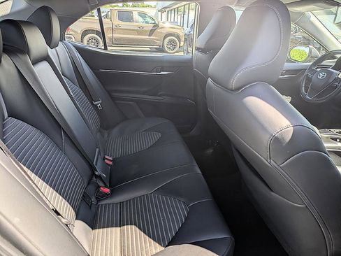 Used 2024 Toyota Camry SE image 27