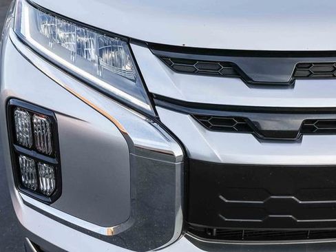 Used 2024 Mitsubishi Outlander Sport ES image 10