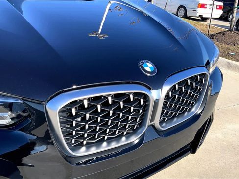 Certified 2025 BMW X4 xDrive30i w/ Premium Package image 29