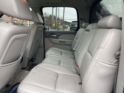 Used 2007 Chevrolet Avalanche LT w/ LT Preferred Equipment Group image 15