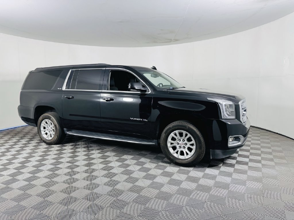 Used 2019 GMC Yukon XL SLE w/ HD Trailering Package RWD image 2
