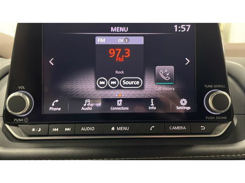 Used 2023 Nissan Rogue S AWD/4WD image 12