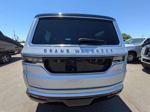 Used 2023 Jeep Grand Wagoneer 4WD image 6