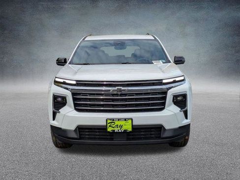 New 2026 Chevrolet Traverse LT w/ Driver Confidence Package FWD image 8