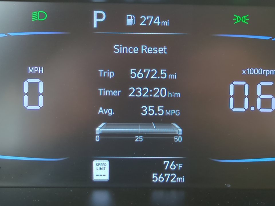 Certified 2026 Hyundai Elantra Sport FWD image 35