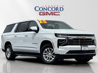 Used 2025 Chevrolet Suburban LT AWD/4WD video 2