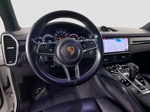 Used 2019 Porsche Cayenne AWD/4WD image 11
