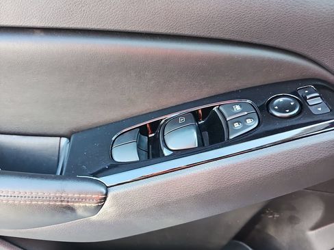 Used 2024 Nissan Altima 2.5 SR FWD image 26