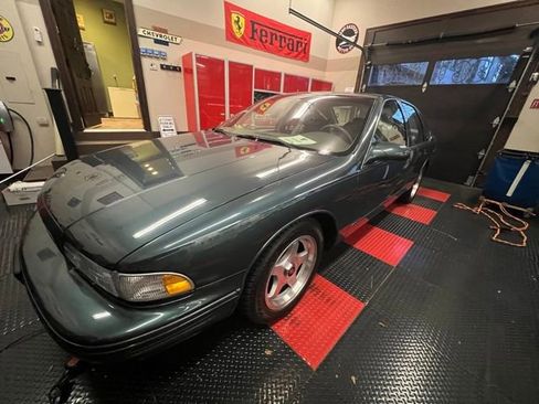 Used 1996 Chevrolet Impala SS image 1