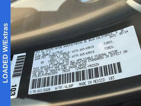 Used 2024 Toyota Tacoma TRD Sport AWD/4WD image 32