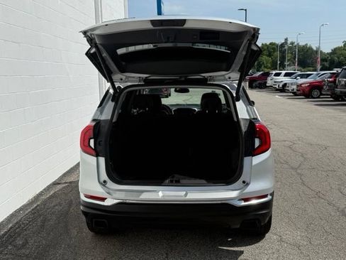 Used 2020 GMC Terrain SLT w/ Preferred Package FWD image 7