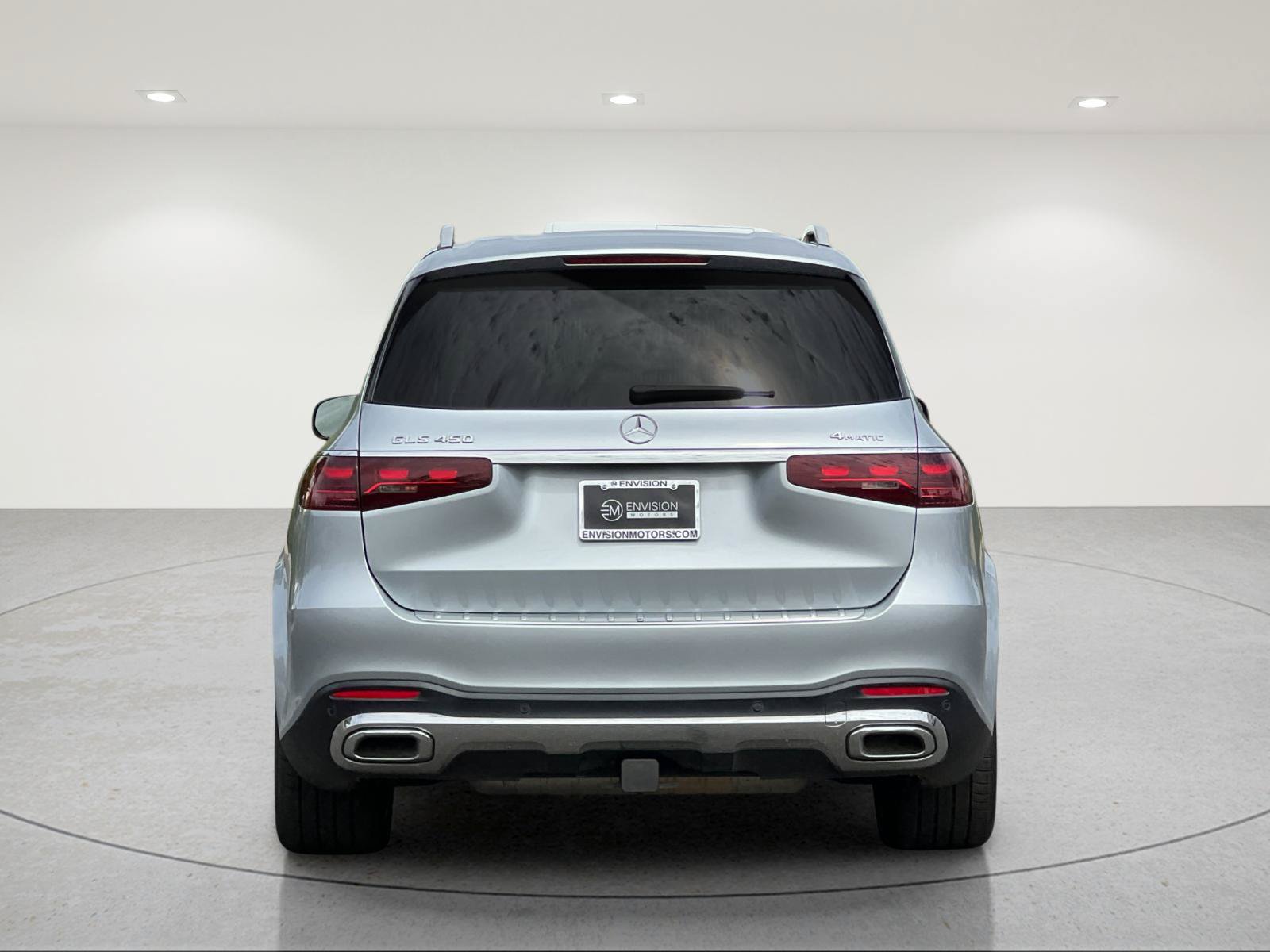 Used 2024 Mercedes-Benz GLS 450 4MATIC image 4